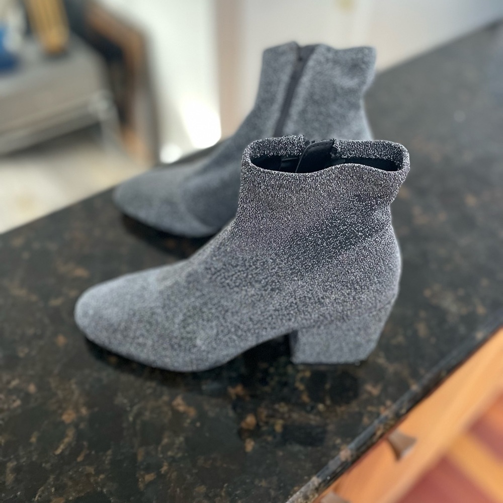 Sparkle Textured Gray Ankle Booties